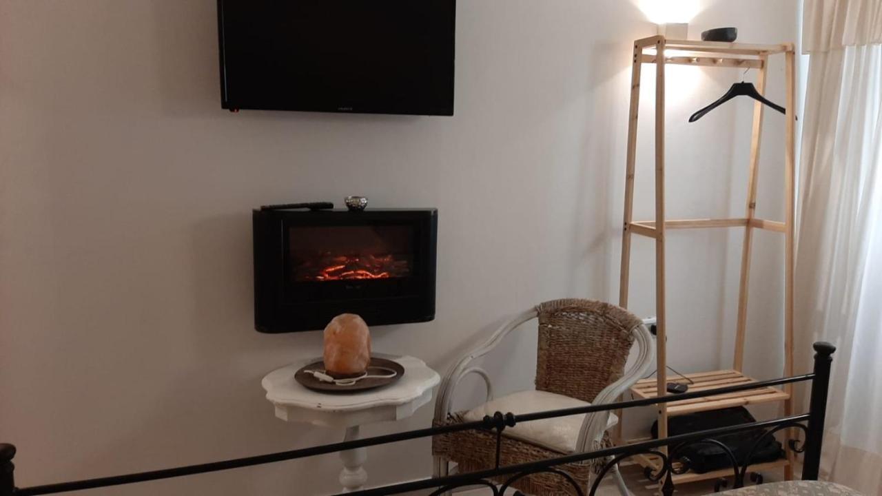Appartamento La Nicchia del borgo Taranto Esterno foto