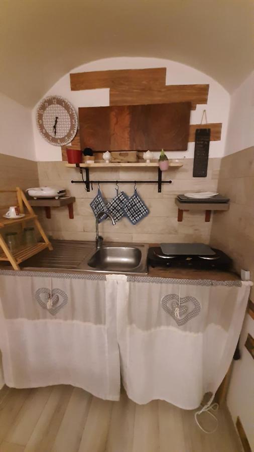 Appartamento La Nicchia del borgo Taranto Esterno foto